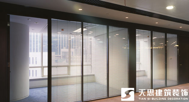 <a href=http://www.ifyao.cn/ target=_blank class=infotextkey>合肥辦公室裝修</a>玻璃
